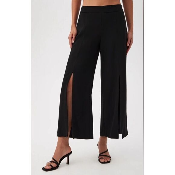 Trina Turk Davon Cropped Wide-Leg Pants With Front Slits 0 Black - Picture 1 of 10